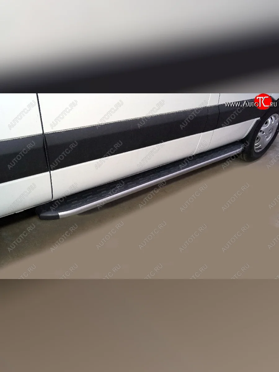 Правый порог алюминиевый с пластиковой накладкой, ТСС Тюнинг Sollers Atlant автобус (2022-2025) (карбон серебро)  в Керчи Республика Крым
