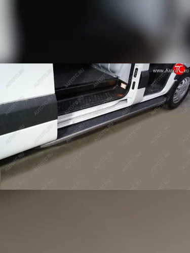 Правый порог алюминиевый с пластиковой накладкой, ТСС Тюнинг Sollers Atlant автобус (2022-2025)