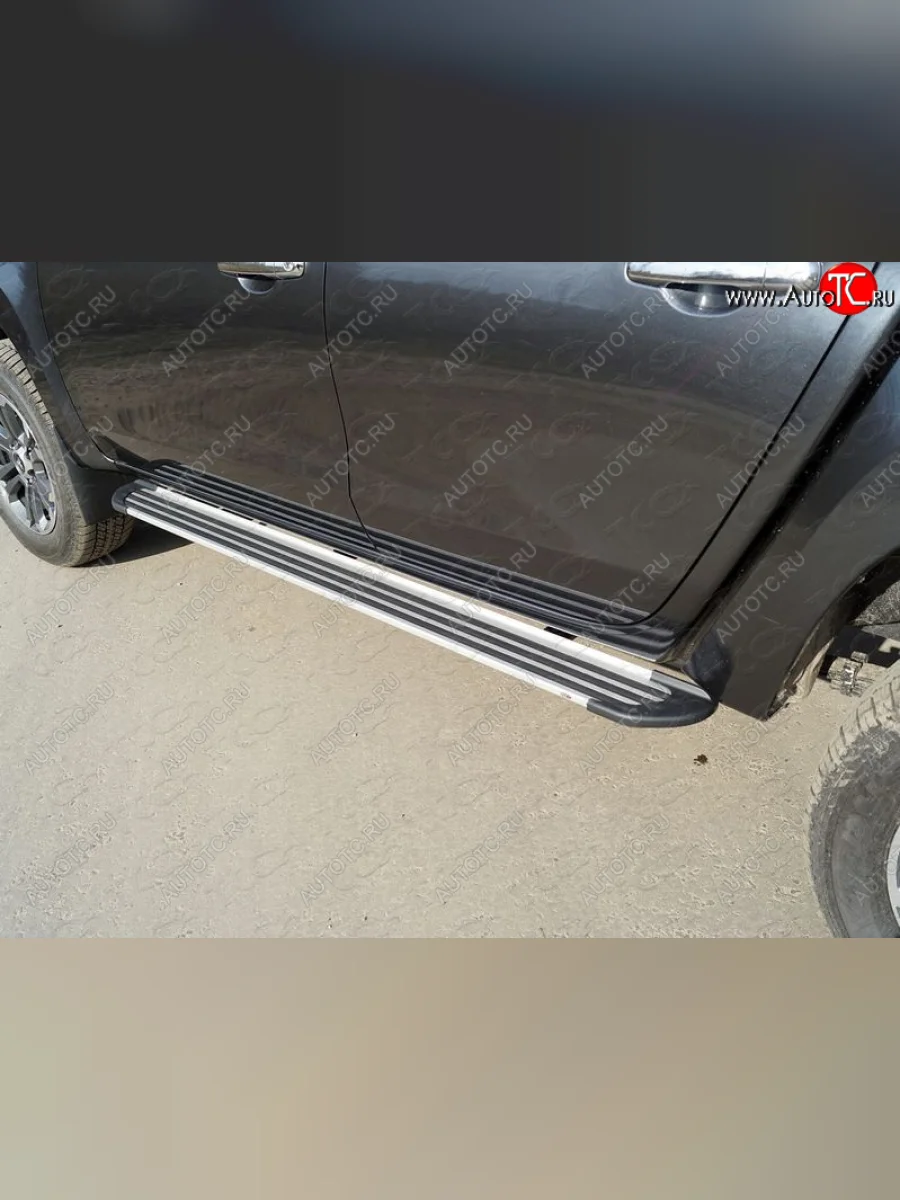 Пороги алюминиевые Slim Line ТСС Тюнинг Mitsubishi L200 5 KK,KL рестайлинг (2018-2022) (Silver)  в Керчи Республика Крым