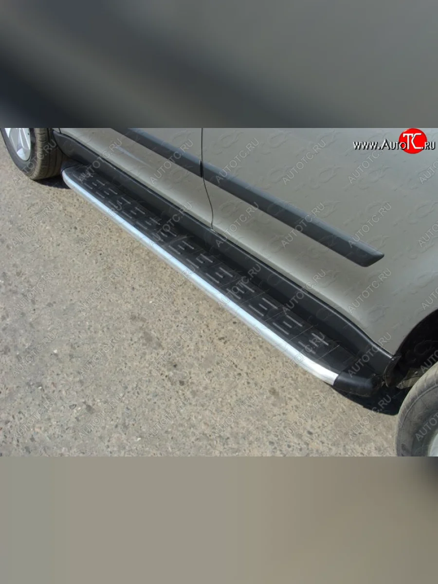 Пороги алюминиевые с пластиковой накладкой ТСС Тюнинг Skoda Yeti (2013-2018) (серые)  в Самаре Самарской области