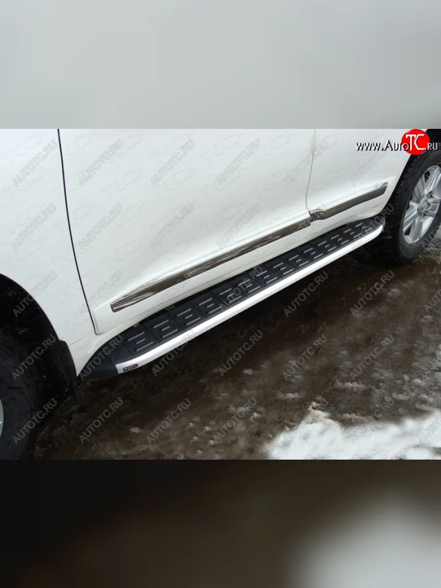 Пороги алюминиевые с пластиковой накладкой ТСС Тюнинг Toyota Land Cruiser 200 дорестайлинг (2007-2012) (серые)  в Керчи Республика Крым