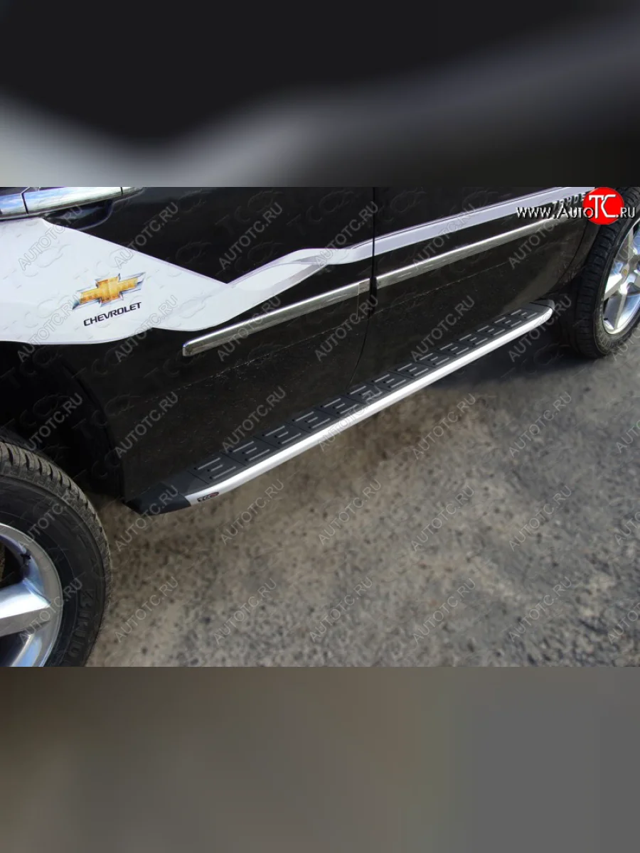 Пороги алюминиевые с пластиковой накладкой ТСС Тюнинг Chevrolet Tahoe K2UC (2014-2021) (серые)  в Керчи Республика Крым