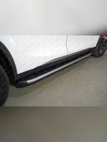 Пороги алюминиевые с пластиковой накладкой, ТСС Тюнинг ( карбон серебро) EXEED TXL 1-ый рестайлинг (2021-2025)