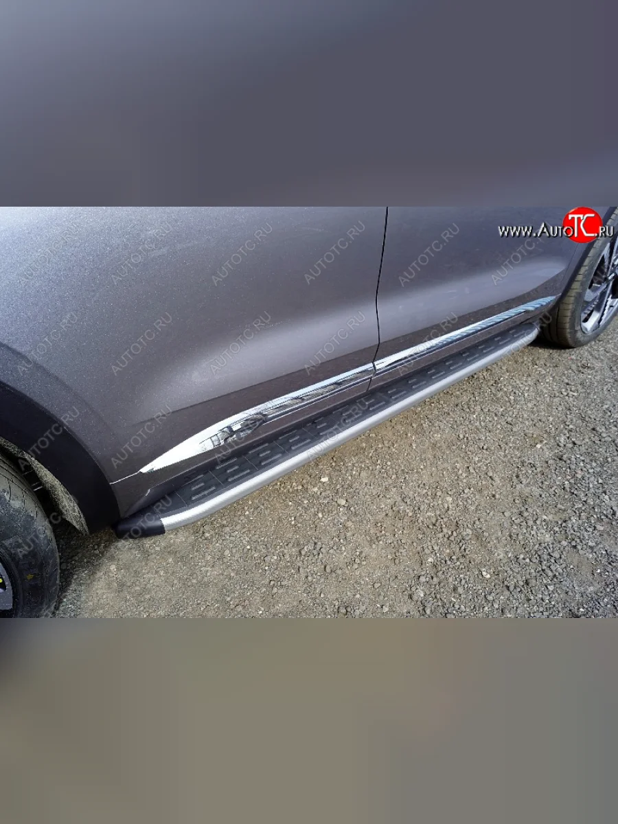 Пороги алюминиевые с пластиковой накладкой, ТСС Тюнинг Geely Monjaro (2022-2025) (карбон серебро)  в Керчи Республика Крым