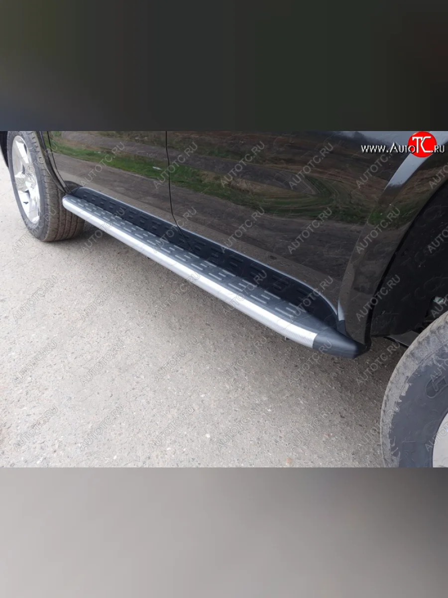 Пороги алюминиевые с пластиковой накладкой, ТСС Тюнинг Chevrolet Tahoe K2UC (2014-2021) (карбон серебро)  в Керчи Республика Крым