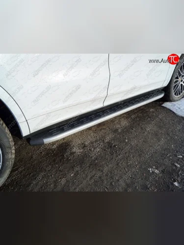 Пороги алюминиевые с пластиковой накладкой, ТСС Тюнинг (карбон серебро) Porsche Cayenne PO536 (2018-2025)