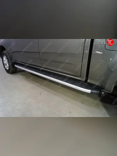Пороги алюминиевые с пластиковой накладкой, ТСС Тюнинг (карбон серебро) Great Wall Wingle 7 пикап (2018-2023)