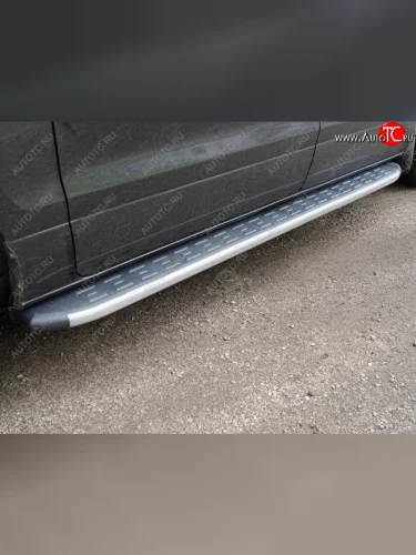 Пороги алюминиевые с пластиковой накладкой, ТСС Тюнинг (карбон серебро) Hyundai Starex/Grand Starex/H1 TQ 2-ой рестайлинг (2017-2022)