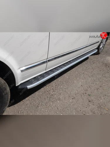 Пороги алюминиевые с пластиковой накладкой, ТСС Тюнинг Volkswagen Caravelle T6 дорестайлинг (2015-2019)