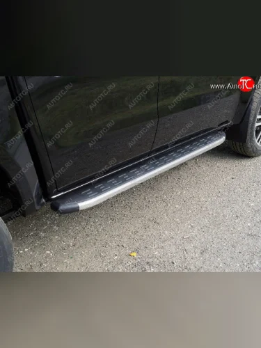 Пороги алюминиевые с пластиковой накладкой ТСС Тюнинг (карбон серые) Dong Feng DF6 пикап (2022-2025)