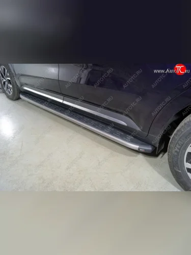 Пороги алюминиевые с пластиковой накладкой ТСС Тюнинг (карбон серые) KIA Carnival KA4 минивэн дорестайлинг (2020-2023)