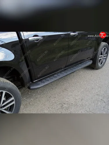 Пороги алюминиевые с пластиковой накладкой ТСС Тюнинг (карбон черные) Mercedes-Benz X class W470 (2017-2020)