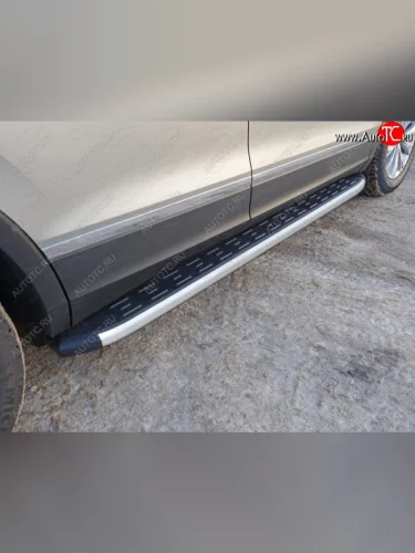 Пороги алюминиевые с пластиковой накладкой ТСС Тюнинг (серые) Volkswagen Tiguan Mk2 дорестайлинг (2016-2020)