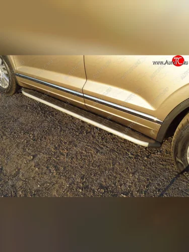 Пороги алюминиевые с пластиковой накладкой ТСС Тюнинг (серые) Volkswagen Touareg 3 CR дорестайлинг (2018-2022)