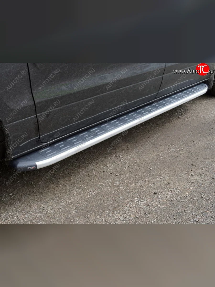 Пороги алюминиевые с пластиковой накладкой ТСС Тюнинг Hyundai Starex/Grand Starex/H1 TQ 2-ой рестайлинг (2017-2022) (серые)  в Керчи Республика Крым