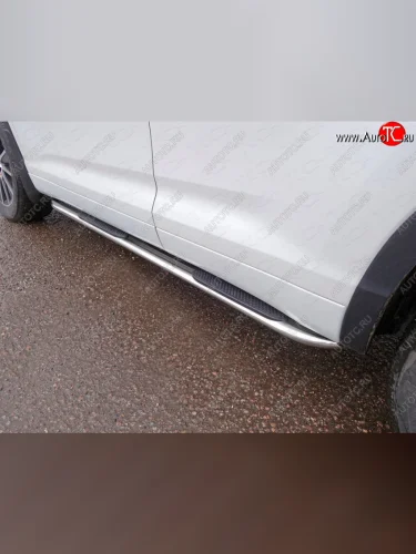 Пороги овальные гнутые с накладкой 75х42 мм ТСС Тюнинг Toyota Highlander XU50 рестайлинг (2016-2020)