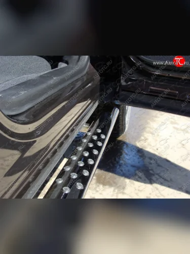 Пороги овальные с проступью 75х42 мм ТСС Тюнинг (серые) Subaru Forester SJ дорестайлинг (2012-2016)