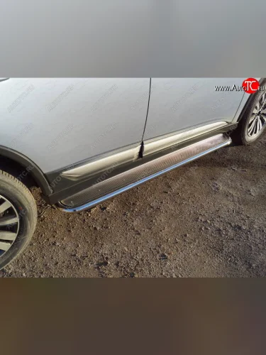 Пороги с площадкой 42,4 мм ТСС Тюнинг Mitsubishi Outlander GF 3-ий рестайлинг (2018-2022)