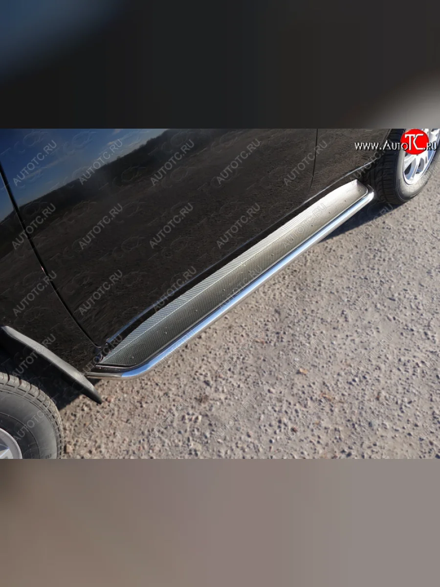 Пороги с площадкой 42,4 мм ТСС Тюнинг Chery Tiggo T11 рестайлинг (2013-2016) (нержавейка)  с доставкой в г. Керчь