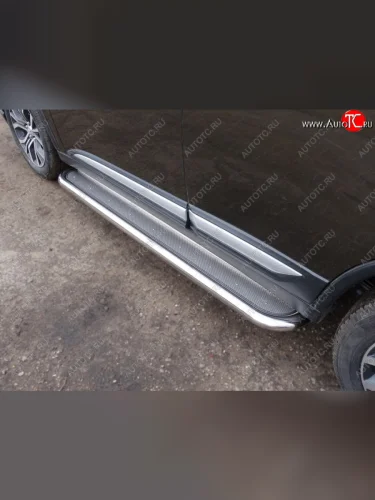 Пороги с площадкой 60,3 мм ТСС Тюнинг Mitsubishi Outlander GF 3-ий рестайлинг (2018-2022)