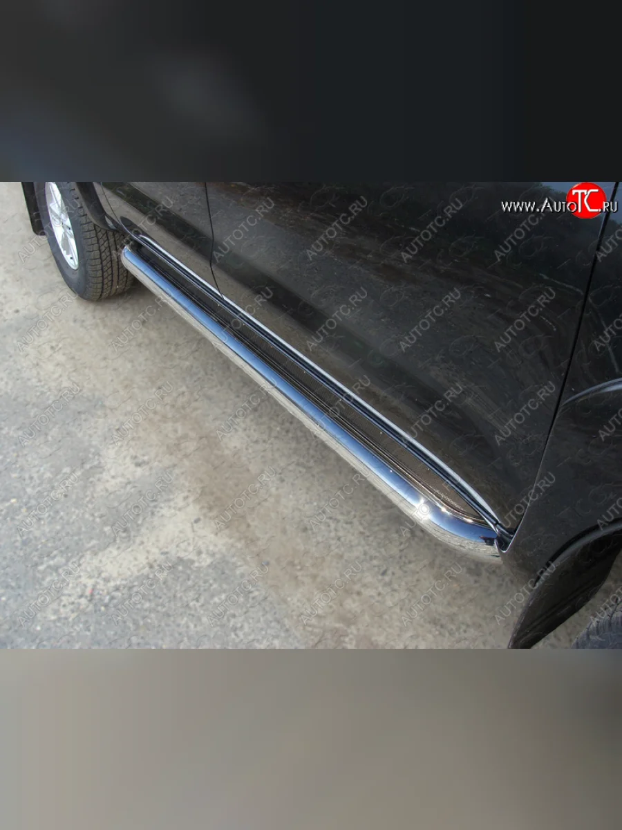Пороги с площадкой 60,3 мм ТСС Тюнинг Toyota Hilux AN20,AN30  2-ой рестайлинг (2011-2016) (нержавейка)  в Керчи Республика Крым
