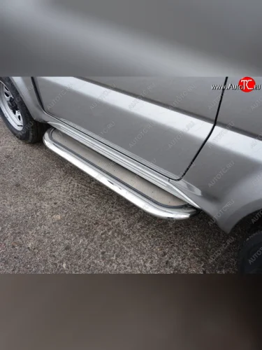 Пороги с площадкой 75х42 мм ТСС Тюнинг Suzuki Jimny JB23/JB43 2-ой рестайлинг (2012-2018)