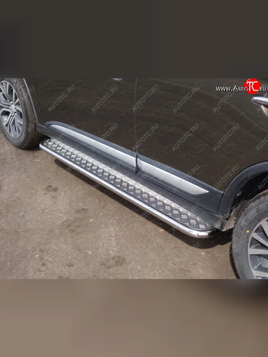 Пороги с площадкой 42,4 мм ТСС Тюнинг Mitsubishi Outlander GF 2-ой рестайлинг (2015-2018) (серые)  В Кинешме Ивановской области