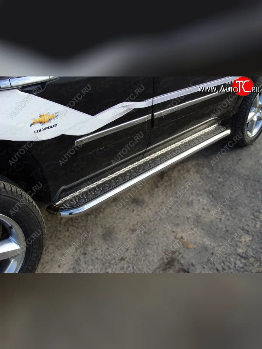 Пороги с площадкой 60,3 мм ТСС Тюнинг Chevrolet Tahoe GMT900 5 дв. (2006-2013) (серые)  в Самаре Самарской области