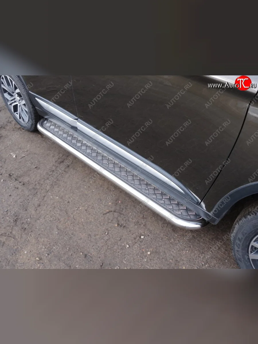 Пороги с площадкой 60,3 мм ТСС Тюнинг Mitsubishi Outlander GF 3-ий рестайлинг (2018-2022) (серые)  в Самаре Самарской области