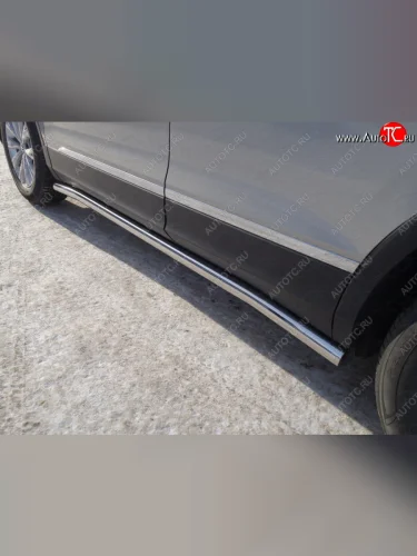 Защита порогов труба d60,3 мм ТСС Тюнинг (серые) Volkswagen Tiguan Mk2 дорестайлинг (2016-2020)