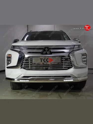 Защита передняя нижняя овальная с ДХО 75х42 мм ТСС Тюнинг (нержавейка) Mitsubishi Pajero Sport QF рестайлинг (2019-2022)