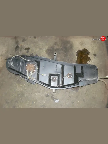 Топливный бак короткая база (бензин) 69 л. из алюминия (стагер) ORKA Mitsubishi Pajero 3 V70 дорестайлинг (1999-2003)