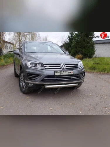 Защита переднего бампера нижняя овальная 75*42 мм ТСС Тюнинг Volkswagen Touareg 2 NF рестайлинг (2014-2018)