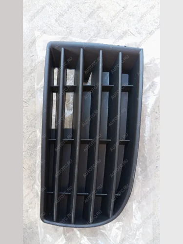 Левая заглушка ПТФ SAT Volkswagen Golf  5 Mk5 (2003-2009) универсал, хэтчбэк 5 дв.