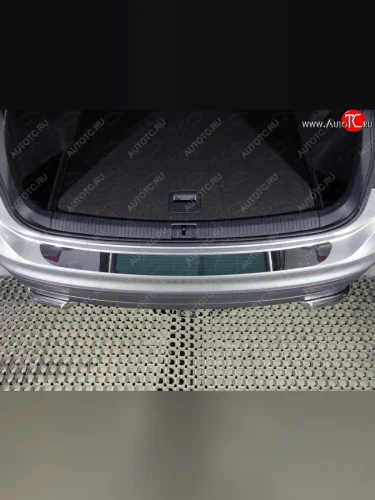 Накладка на задний бампер ТСС Тюнинг (лист зеркальный) Volkswagen Tiguan Mk2 дорестайлинг (2016-2020)