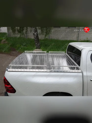 Рейлинги короткие (Hilux Black Onyx) ТСС Тюнинг (нержавеющая сталь) Toyota Hilux  AN120 (2016-2025) дорестайлинг, 1-ый рестайлинг, 2-ой рестайлинг