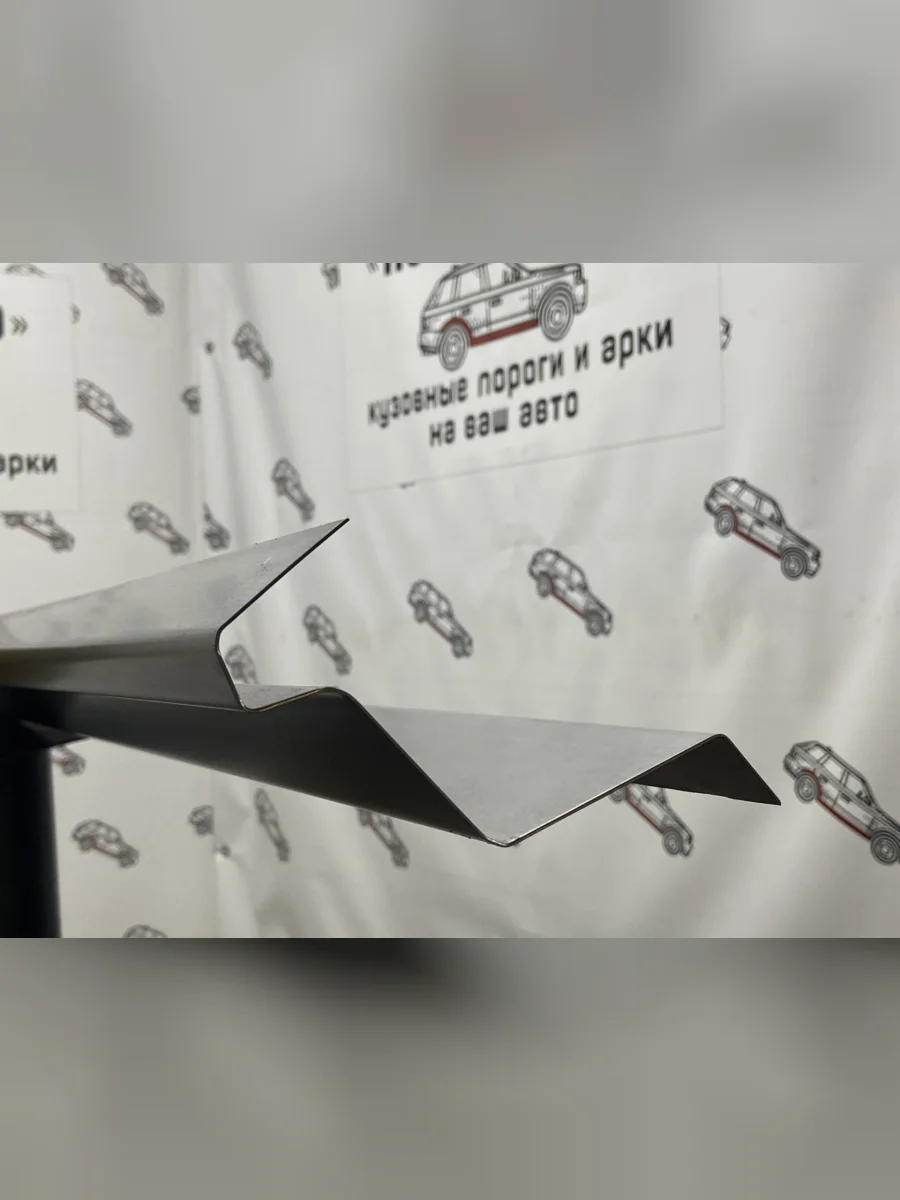 Правый ремонтный порог Пороги-Авто Honda Accord 7 CL седан дорестайлинг (2002-2005) (Холоднокатанная сталь 1 мм)  в Воронеже Воронежской области