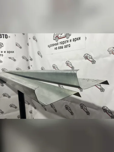 Правый ремонтный порог Пороги-Авто (Холоднокатанная сталь 1 мм) Opel Astra H универсал рестайлинг (2007-2015)