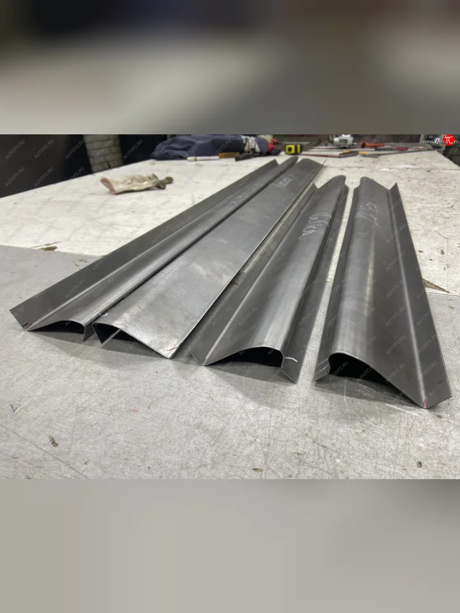 Ремкомплект порогов (2 шт.) Пороги-Авто  Mitsubishi Delica (1986-1999) (Холоднокатанная сталь 1 мм)  в Самаре Самарской области