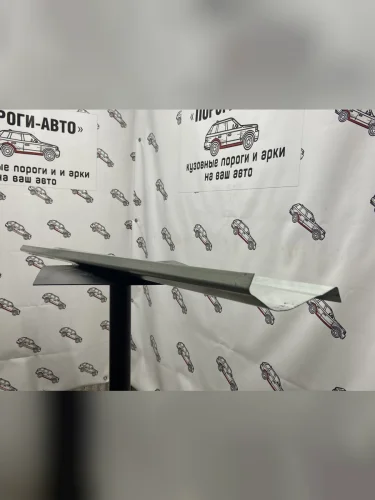 Левый ремонтный порог Пороги-Авто (Холоднокатанная сталь 1 мм) Mitsubishi Pajero ( 4 V90,  4 V80) (2006-2020) дорестайлинг, 1-ый рестайлинг, 3 дв. 1-ый рестайлинг, 2-ой рестайлинг