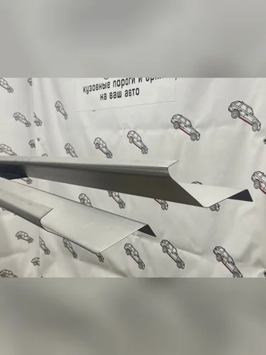 Правый ремонтный порог Пороги-Авто (Холоднокатанная сталь 1 мм) Volvo 740 (1985-1992)