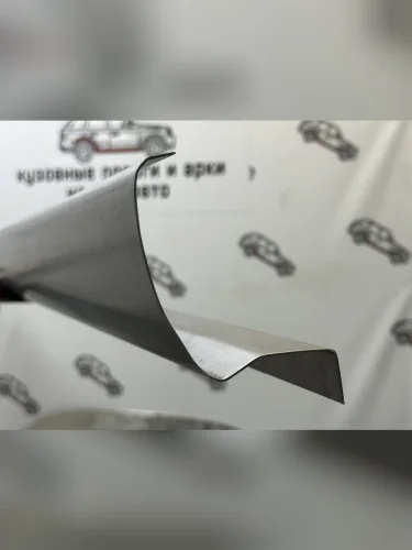 Правый ремонтный порог Пороги-Авто (Холоднокатанная сталь 1 мм) CITROEN C4 (2004-2011)  дорестайлинг, хэтчбэк 3 дв.,  дорестайлинг, хэтчбэк 5 дв.,  рестайлинг, седан,  рестайлинг, хэтчбэк 3 дв.,  рестайлинг, хэтчбэк 5 дв.