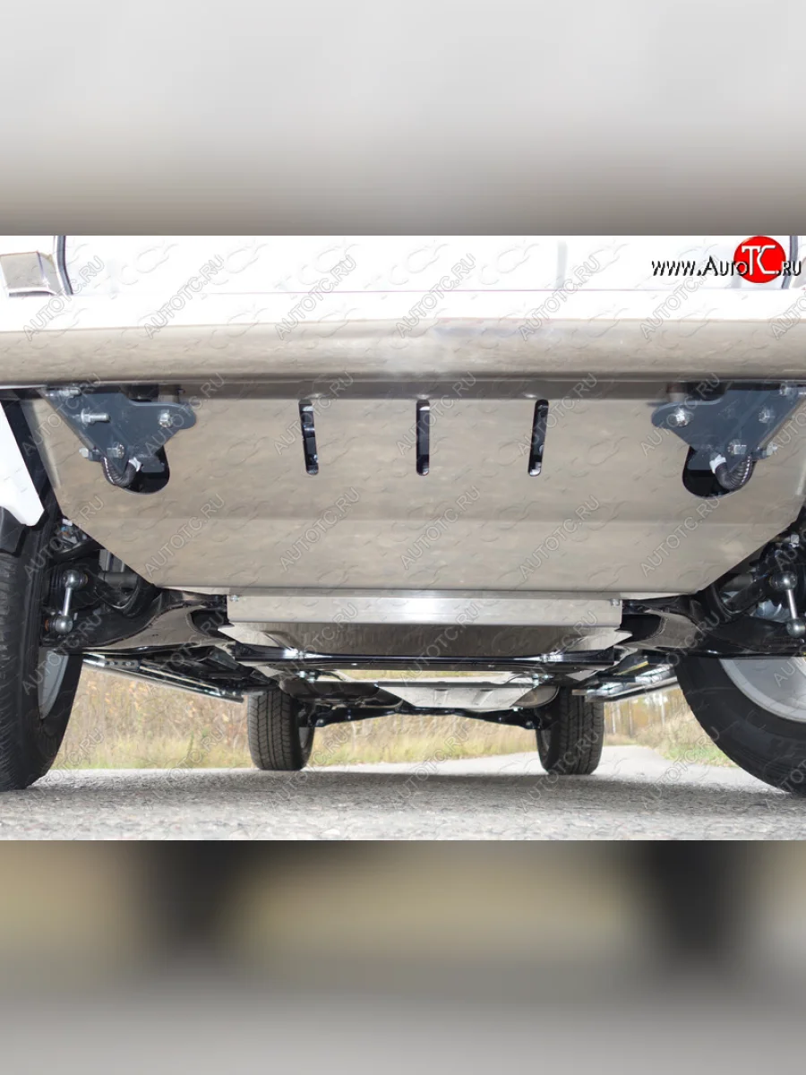 Защита радиатора ТСС Тюнинг Mitsubishi Pajero 4 V90 2-ой рестайлинг (2014-2020) (алюминий 4 мм)  с доставкой в г. Керчь