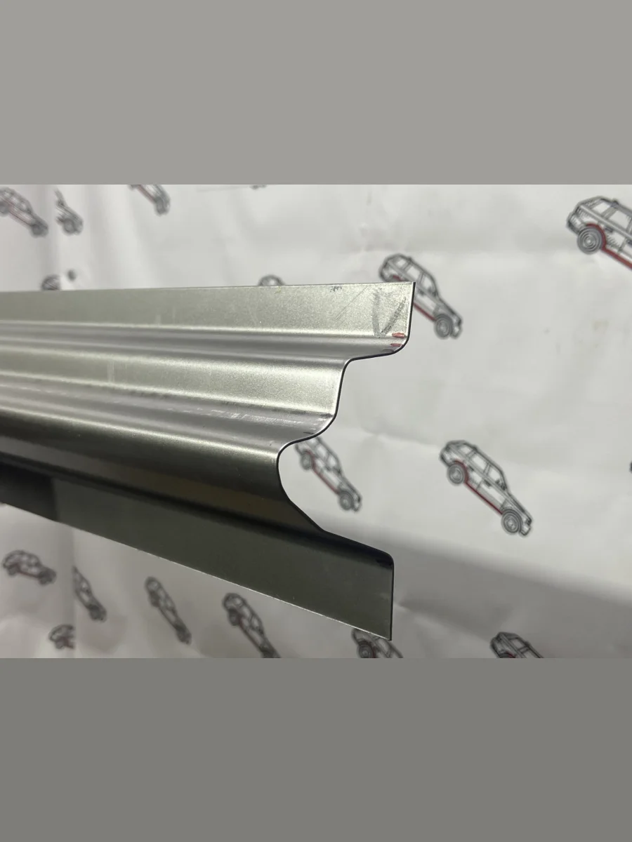 Правый ремонтный порог Пороги-Авто  Toyota Hiace (1989-2004) H100 (Холоднокатанная сталь 1 мм)  в Самаре Самарской области