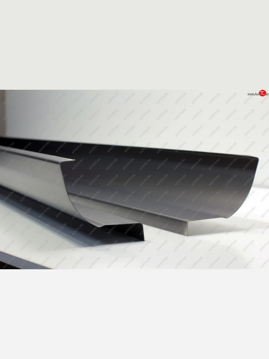 Комплект ремонтных порогов (с усилители) AUTOFERRUM Ford Focus 2 хэтчбэк 5 дв. рестайлинг (2007-2011) (холоднокатаная сталь 1.2 мм)  с доставкой в г. Керчь