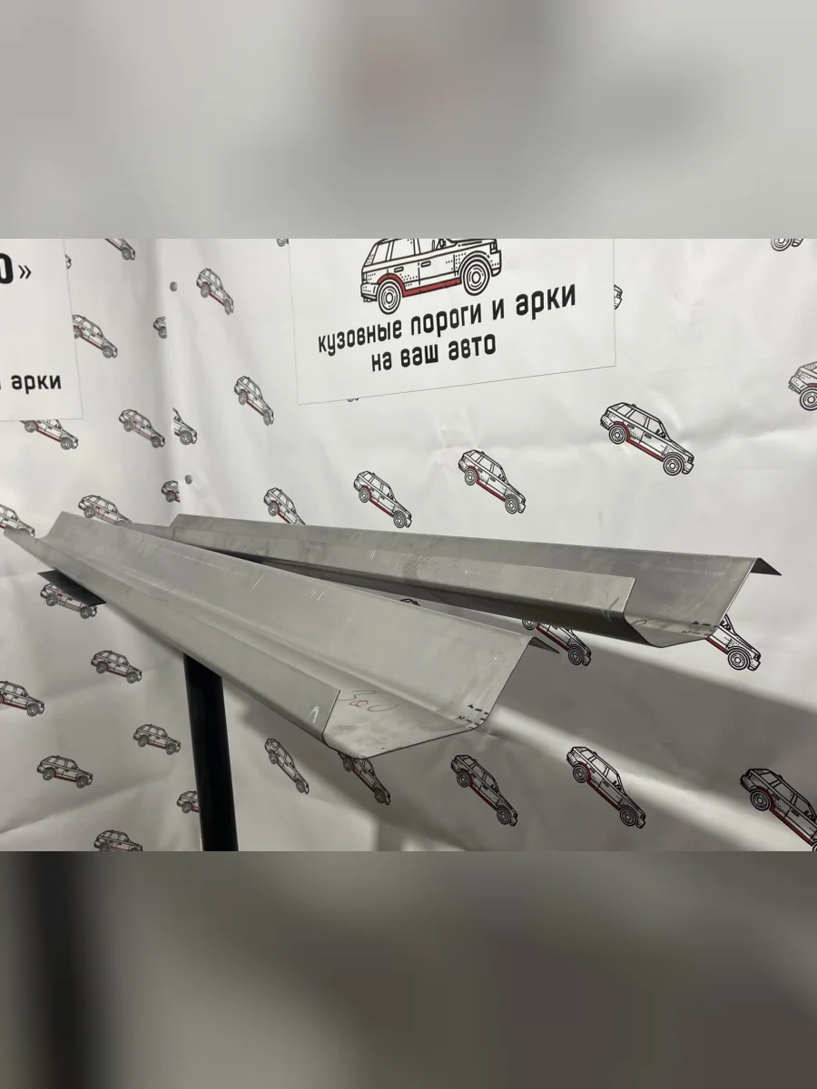 Правый ремонтный кузовной порог ПОРОГИ-АВТО  Mercedes-Benz C-Class (2000-2008) W203 (холоднокатаная сталь 1 мм)  в Самаре Самарской области