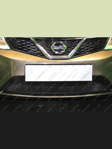 Защита радиатора Стрелка11 Стандарт (черная) Nissan Tiida 2 C12 хэтчбек (2011-2019)