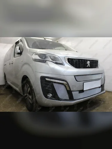 Защита радиатора (середина, низ) Стрелка11 Стандарт (хром) Peugeot Traveller K0 L2 дорестайлинг (2016-2024)
