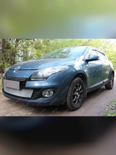 Защита радиатора (верх) Стандарт (хром) Renault Megane купе 3 дв. 1-ый рестайлинг (2012-2014)
