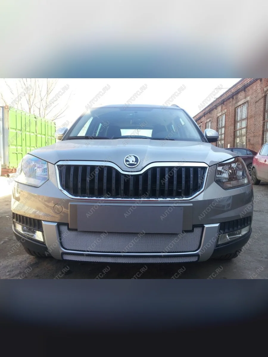 Защита радиатора (нижняя) (Outdoor) Стрелка11 Стандарт Skoda Yeti (2013-2018) (хром)  в Самаре Самарской области